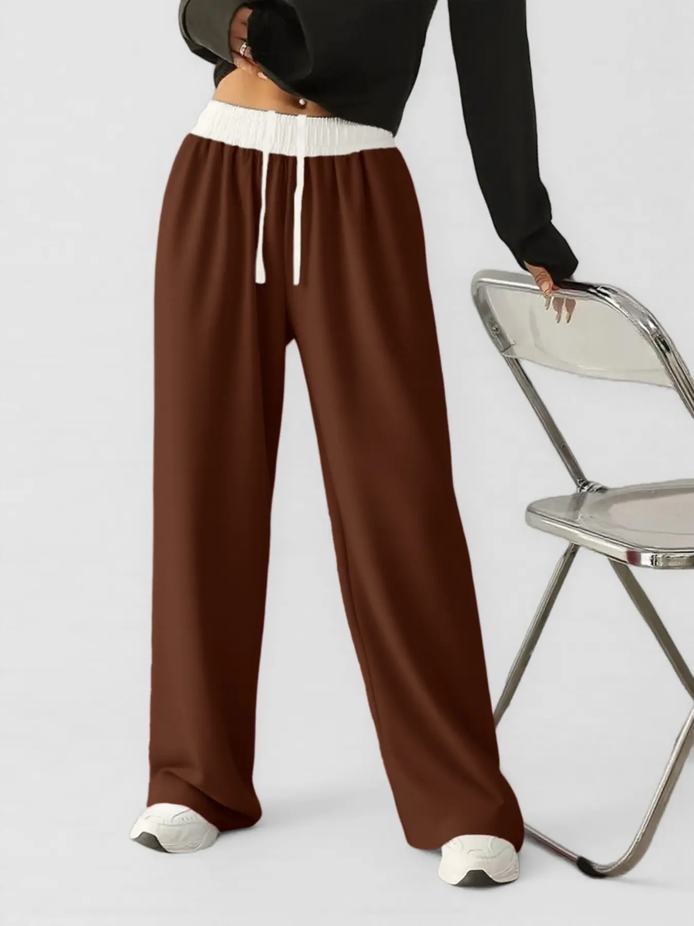 Women's High-Waist Colorblock Sweatpants - Image 2