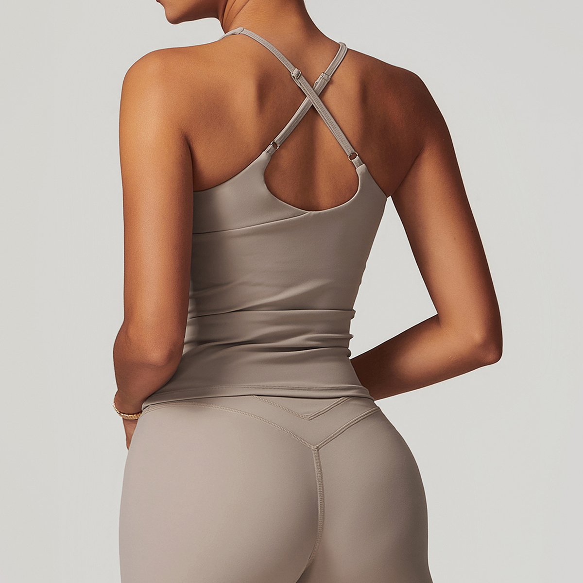 Oem New Activewear Women Gym Suit Detachable Chest Pads Bra Short Sleeve Shirts High Waist Leggings Fitness Sets For Ladies - Image 13