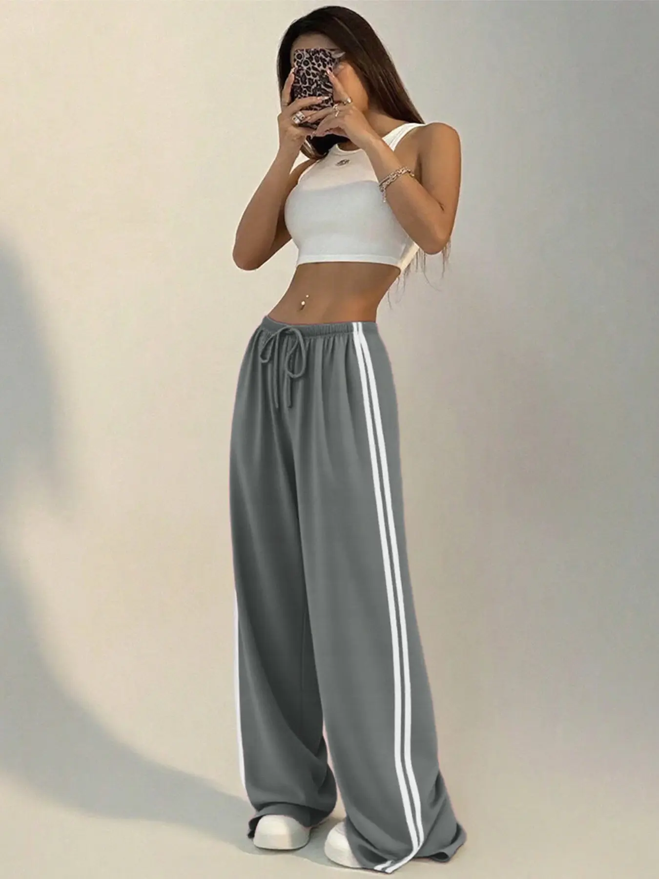 Women's Loose-Fit Striped Split Leg Pants - Image 2