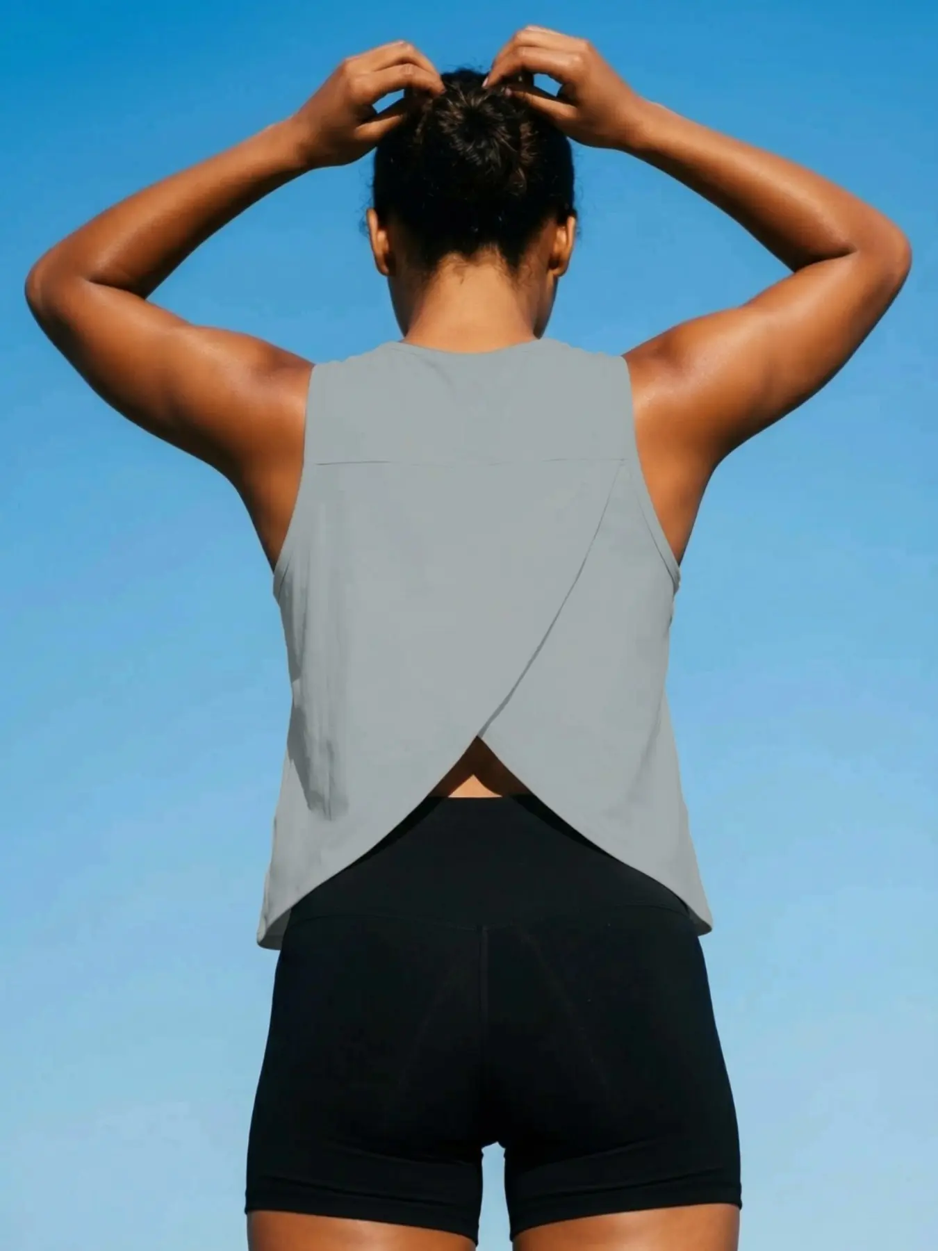 Women's Quick-Dry Sleeveless Sports Tank Top - Image 7